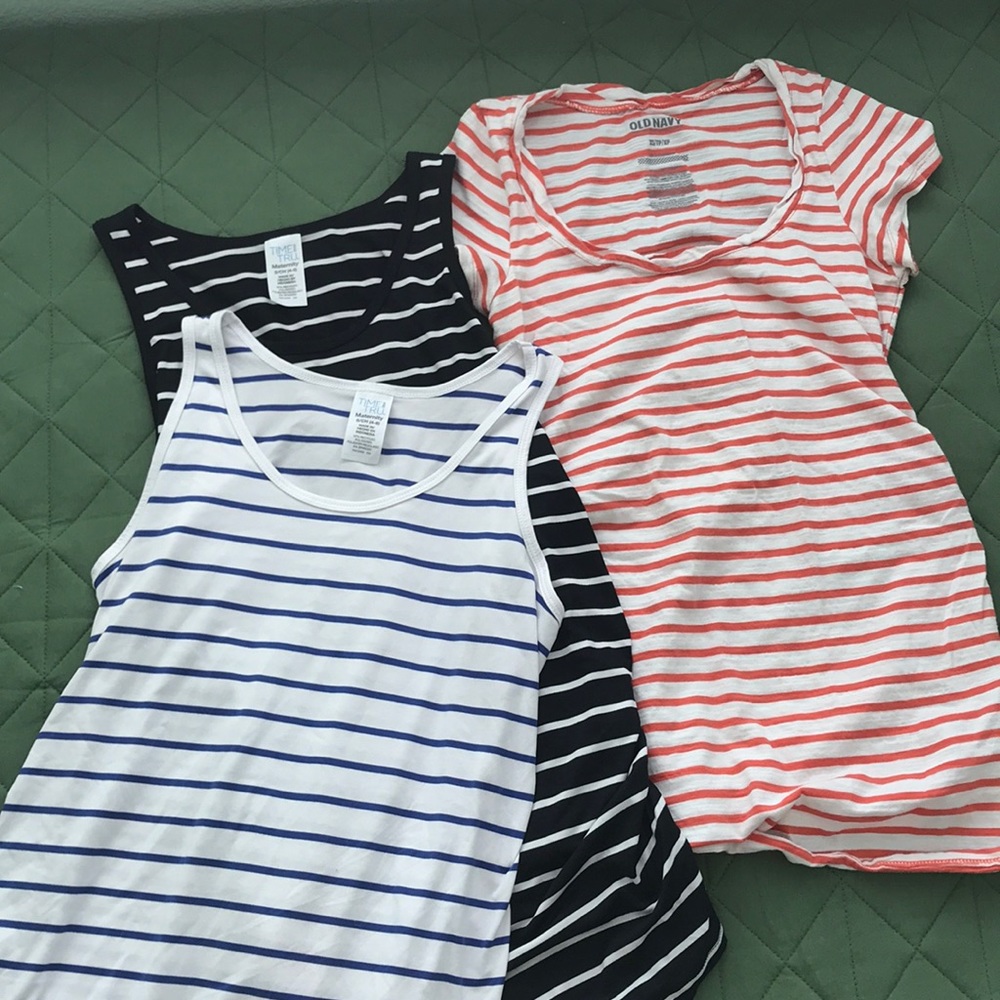 Maternity top bundle